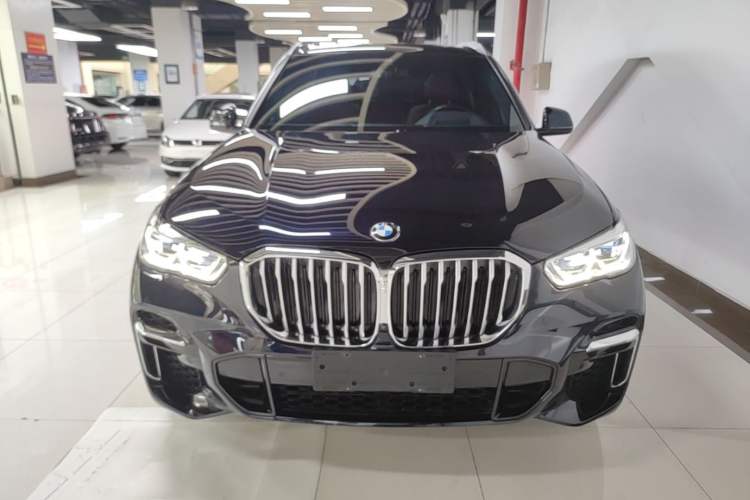 Used BMW X5 2022 Restyled xDrive 40Li M Sport Package Front
