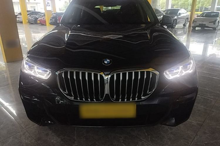Used BMW X5 2022 xDrive40i Luxury Edition M Sport Package Front
