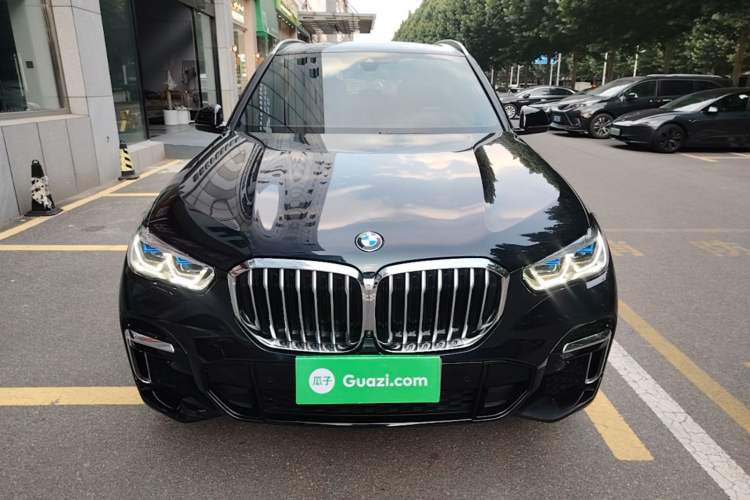 Used BMW X5 2022 Restyled xDrive 40Li M Sport Package Front