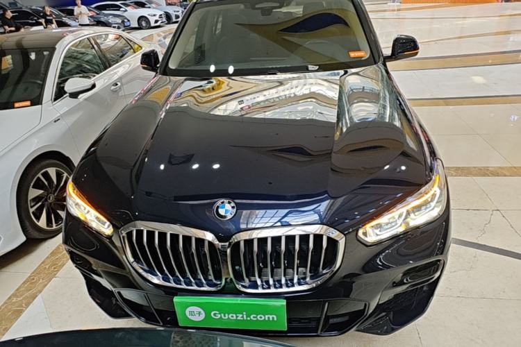 Used BMW X5 2022 xDrive40i Luxury Edition M Sport Package Front