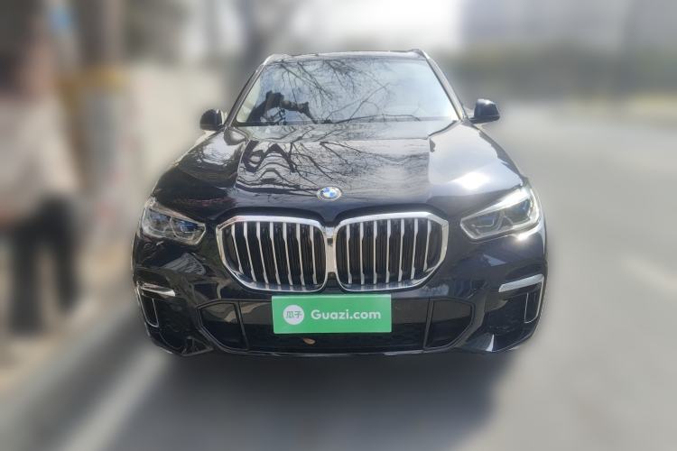 Used BMW X5 2022 Restyled xDrive 30Li Luxury Version M Sport Package Front