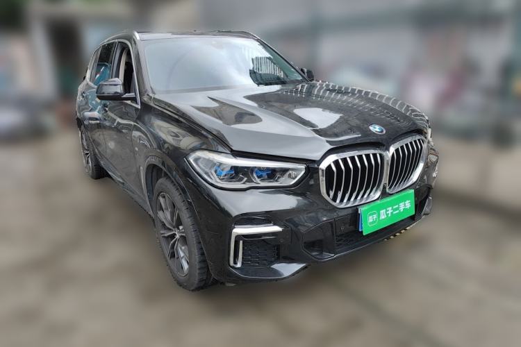 Used BMW X5 2022 Restyled xDrive 30Li Luxury Version M Sport Package Front Right 45 Deg