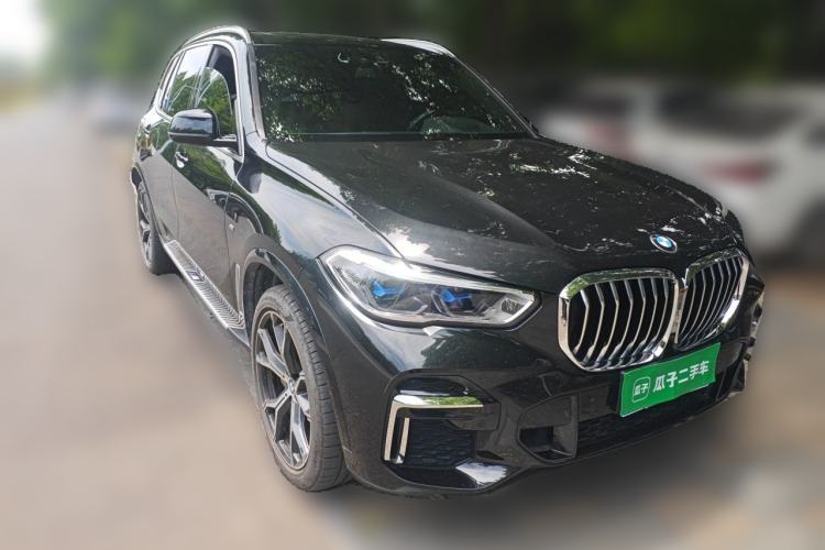 Used BMW X5 2022 Restyled xDrive 40Li M Sport Package Front Right 45 Deg