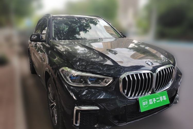 Used BMW X5 2022 Restyled xDrive 30Li Luxury Version M Sport Package Front Right 45 Deg