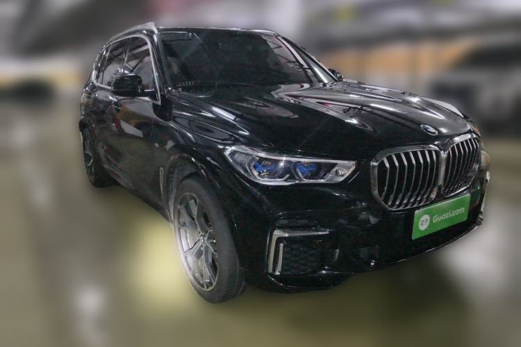 Used BMW X5 2022 Restyled xDrive 40Li M Sport Package Front Right 45 Deg