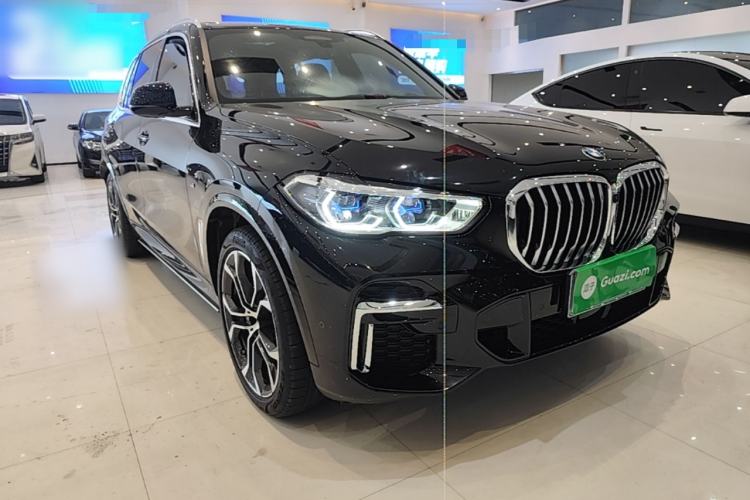 Used BMW X5 2022 Restyled xDrive 40Li Luxury Edition M Sport Package Front Right 45 Deg