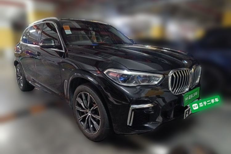 Used BMW X5 2022 Restyled xDrive 30Li Luxury Version M Sport Package Front Right 45 Deg