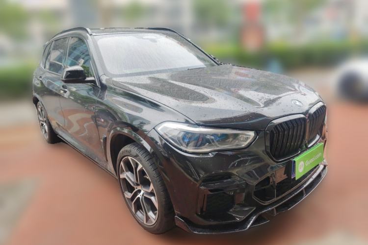 Used BMW X5 2022 Restyled xDrive 40Li Luxury Edition M Sport Package Front Right 45 Deg