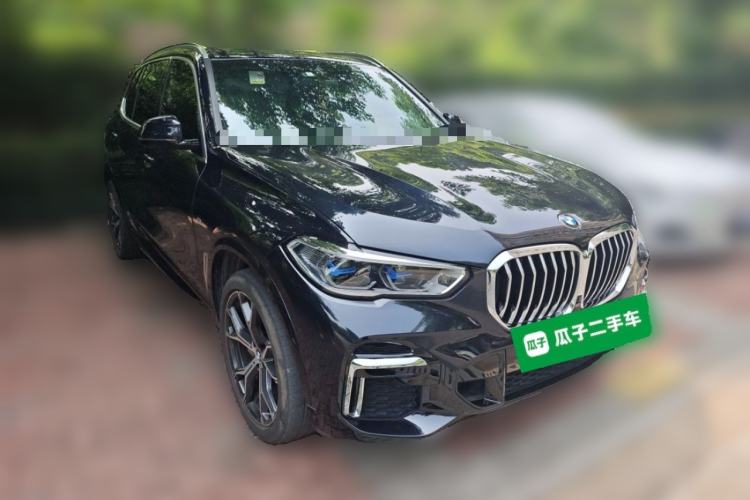 Used BMW X5 2022 Restyled xDrive 40Li M Sport Package Front Right 45 Deg