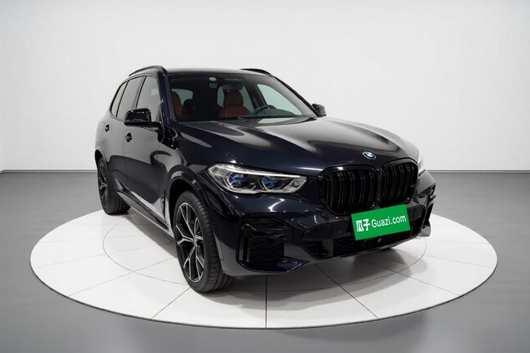 Used BMW X5 2022 xDrive 40Li M Sport Package Front Right 45 Deg