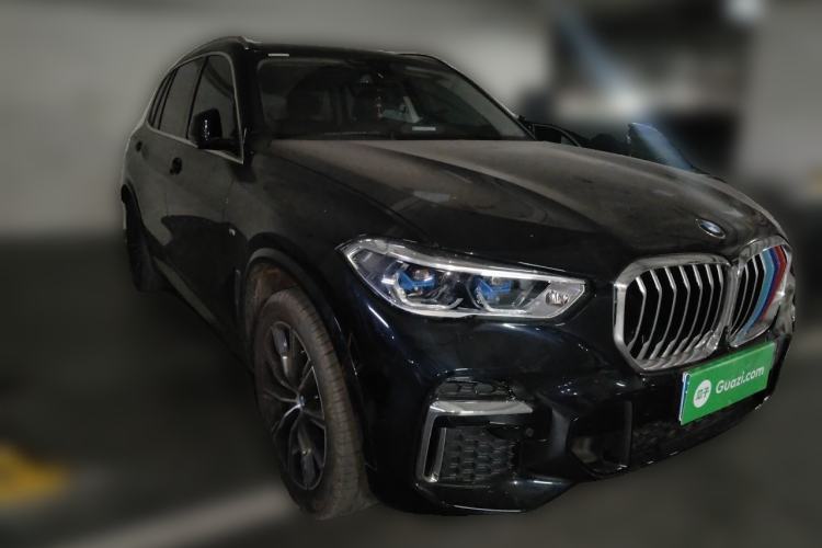 Used BMW X5 2022 Restyled xDrive 30Li Luxury Version M Sport Package Front Right 45 Deg