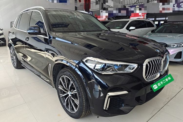 Used BMW X5 2022 Restyled xDrive 30Li Luxury Version M Sport Package Front Right 45 Deg