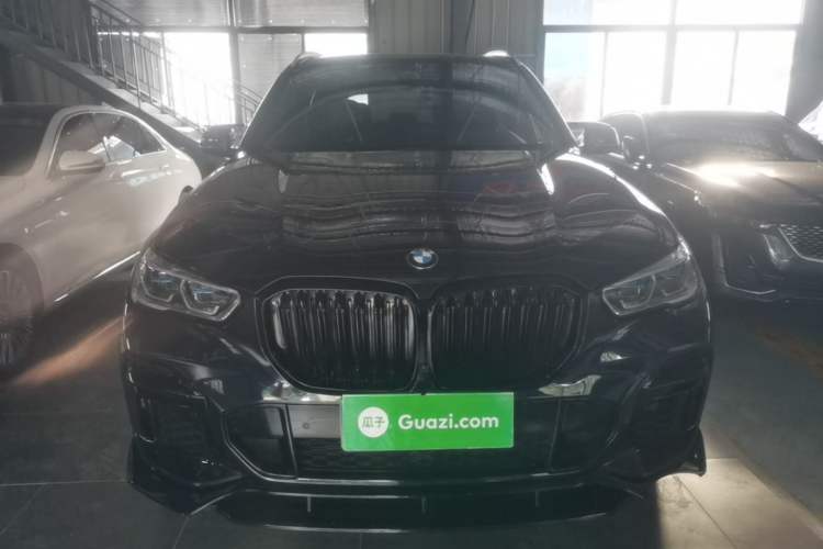 Used BMW X5 2022 Restyled xDrive 30Li Luxury Version M Sport Package Front