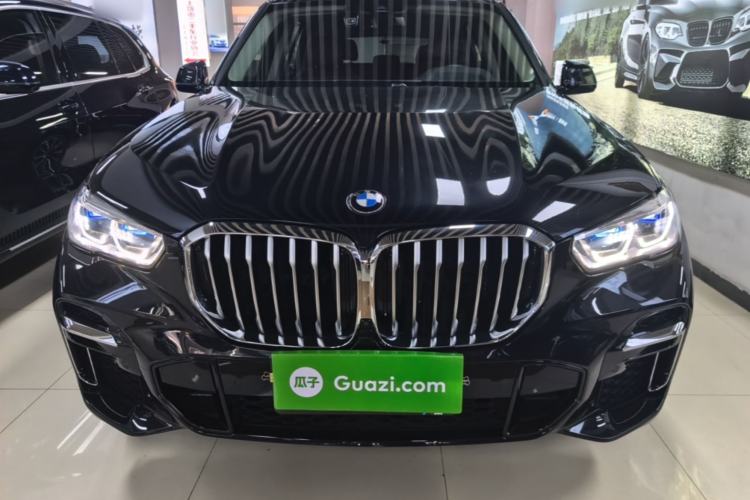 Used BMW X5 2022 Restyled xDrive 30Li Luxury Version M Sport Package Front