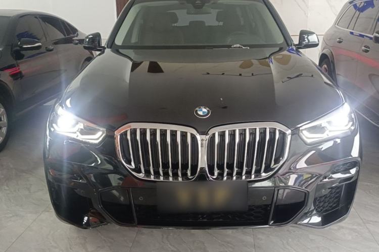 Used BMW X5 2022 xDrive30i M Sport Package Front