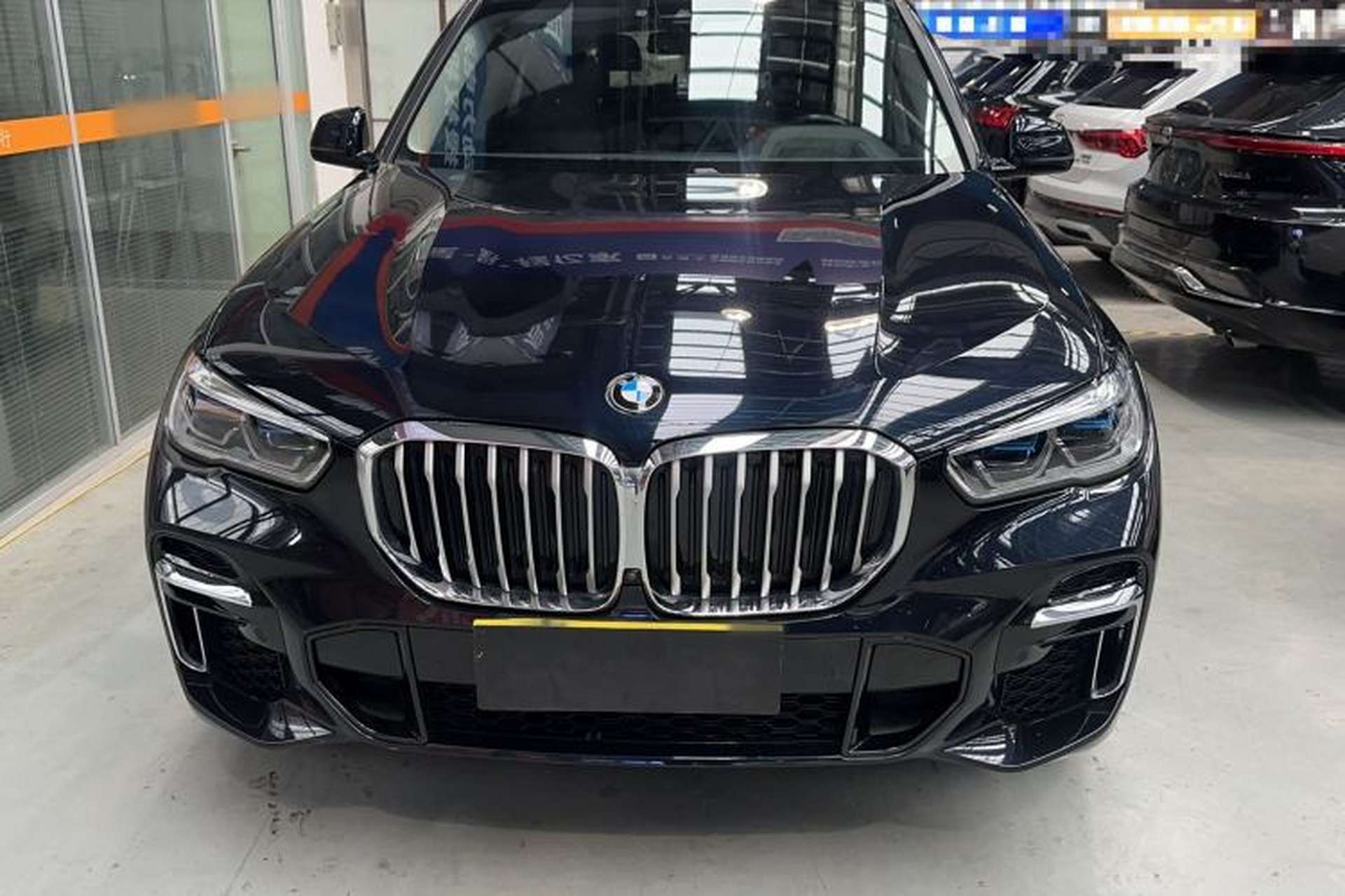 Used BMW X5 2022 Restyled xDrive 30Li Luxury Version M Sport Package Front