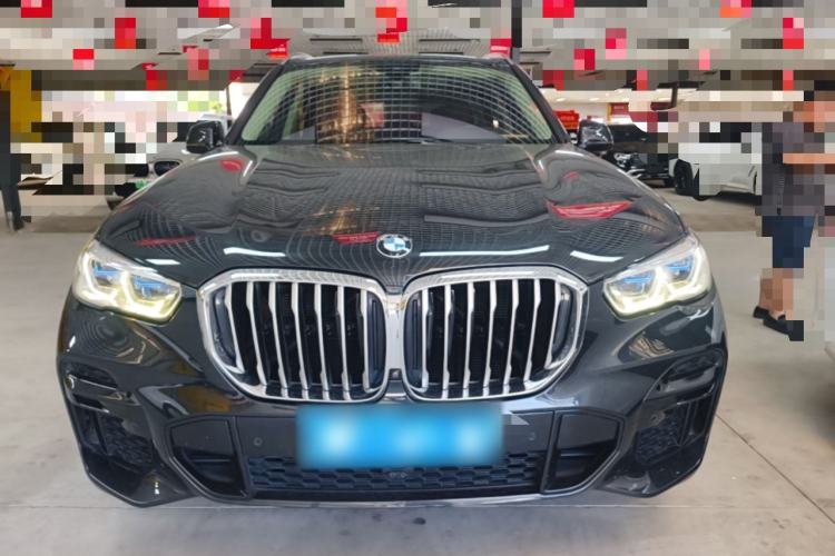 Used BMW X5 2022 xDrive40i M Sport Package Front