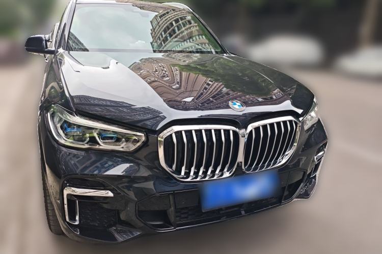 Used BMW X5 2022 xDrive 40Li Luxury Edition M Sport Package Front