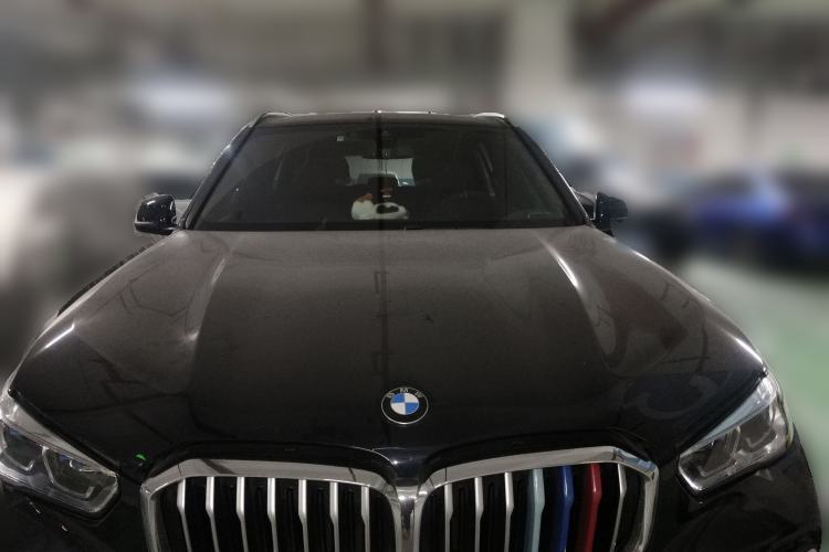 Used BMW X5 2022 xDrive 40Li M Sport Package Front