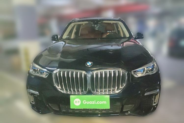 Used BMW X5 2022 Restyled xDrive 30Li Luxury Version M Sport Package Front