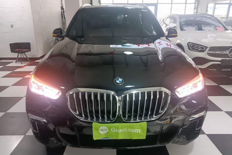 Used BMW X5 2022 Restyled xDrive 40Li M Sport Package Front