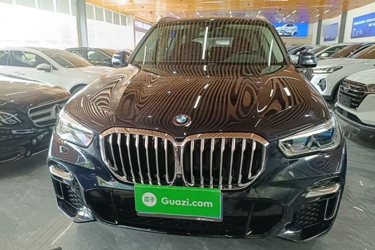 Used BMW X5 2022 Restyled xDrive 30Li Luxury Version M Sport Package Front