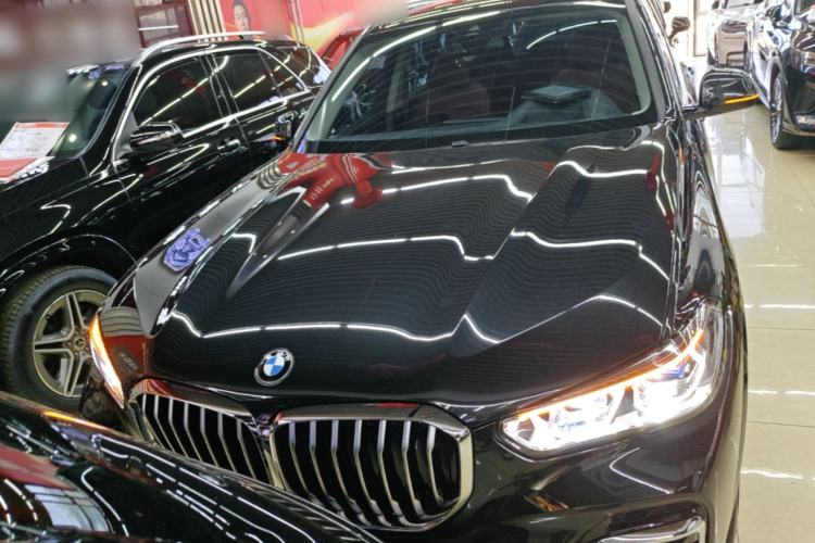 Used BMW X5 2022 Restyled xDrive 30Li Luxury Version M Sport Package Front