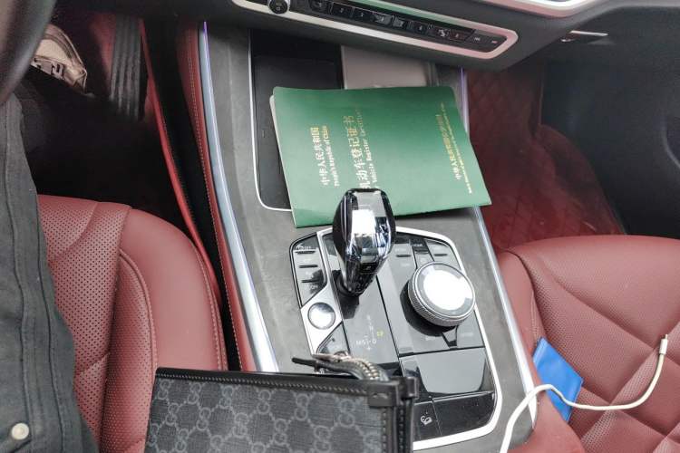 Used BMW X5 2022 Restyled xDrive 30Li Luxury Version M Sport Package Gear Lever