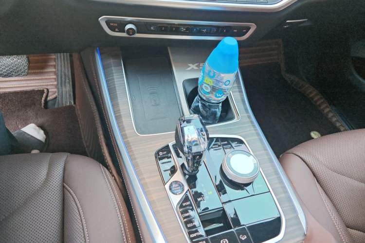 Used BMW X5 2022 xDrive 40Li M Sport Package Gear Lever