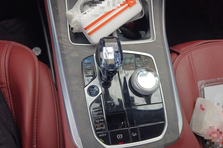 Used BMW X5 2022 Restyled xDrive 30Li Luxury Version M Sport Package Gear Lever
