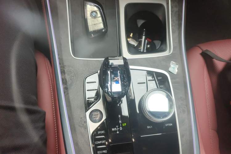 Used BMW X5 2022 Restyled xDrive 30Li Luxury Version M Sport Package Gear Lever