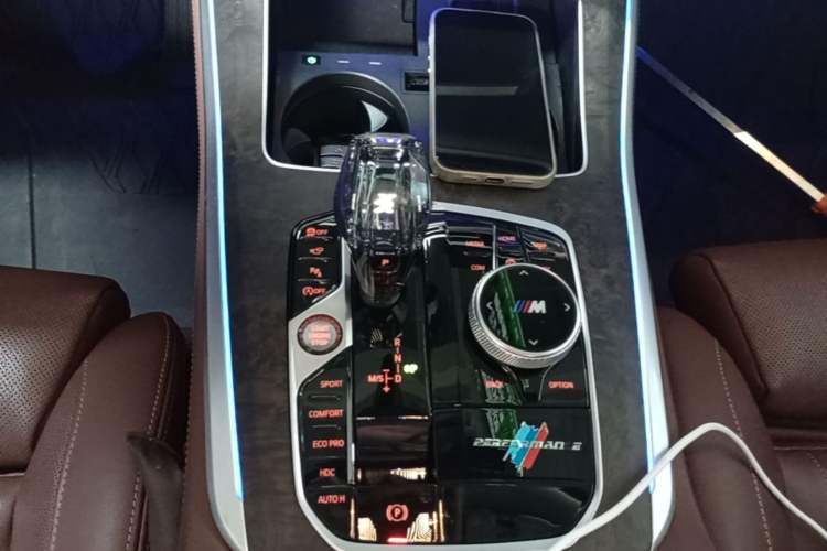 Used BMW X5 2022 xDrive40i Luxury Edition M Sport Package Gear Lever
