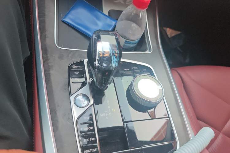 Used BMW X5 2022 Restyled xDrive 30Li Luxury Version M Sport Package Gear Lever