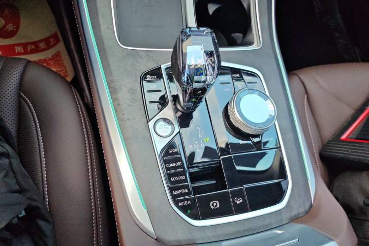 Used BMW X5 2022 Restyled xDrive 30Li Luxury Version M Sport Package Gear Lever