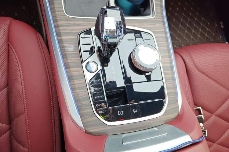 Used BMW X5 2022 Restyled xDrive 40Li M Sport Package Gear Lever