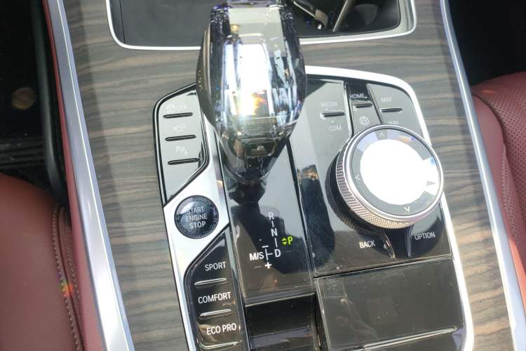 Used BMW X5 2022 Restyled xDrive 40Li M Sport Package Gear Lever