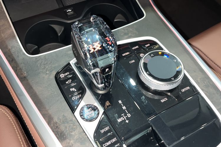Used BMW X5 2022 xDrive30i M Sport Package Gear Lever