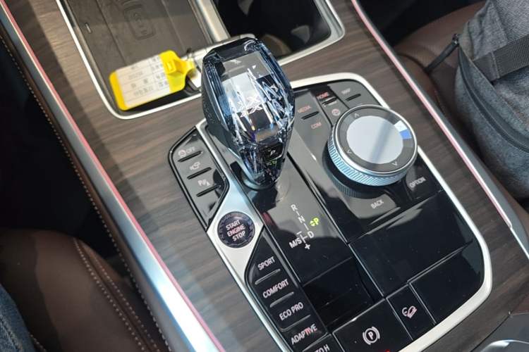 Used BMW X5 2022 Restyled xDrive 40Li M Sport Package Gear Lever