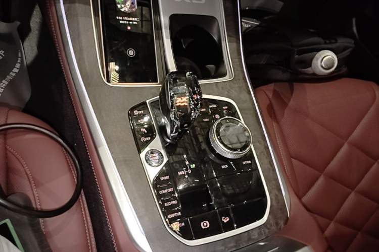 Used BMW X5 2022 Restyled xDrive 30Li Luxury Version M Sport Package Gear Lever