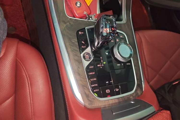 Used BMW X5 2022 Restyled xDrive 30Li M Sport Package Gear Lever