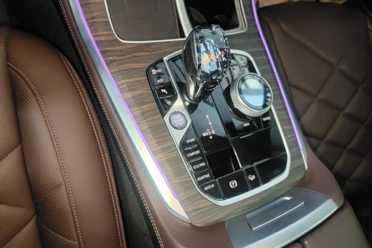 Used BMW X5 2022 Restyled xDrive 40Li M Sport Package Gear Lever