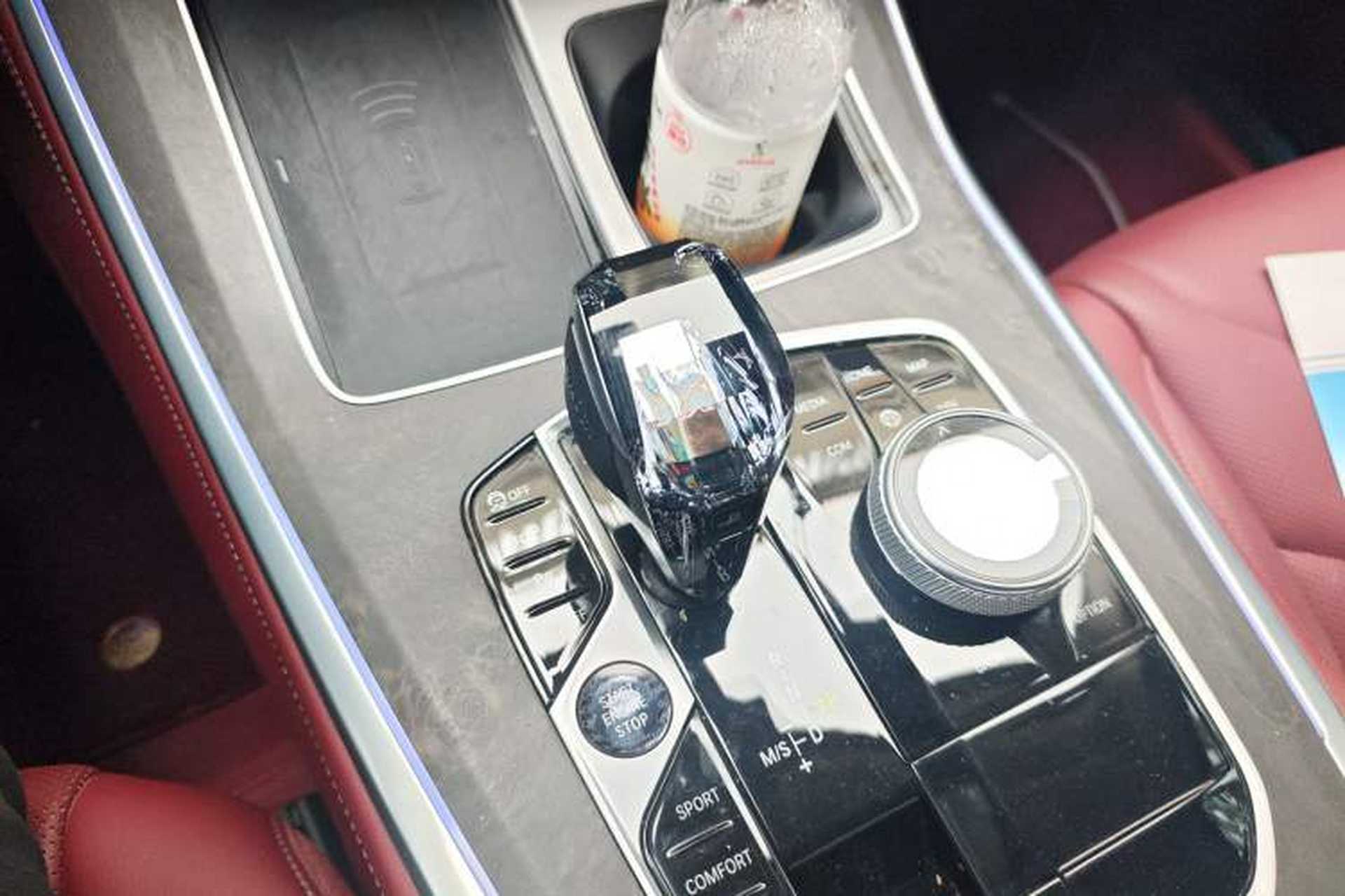 Used BMW X5 2022 xDrive 30Li Luxury M Sport Package Gear Lever
