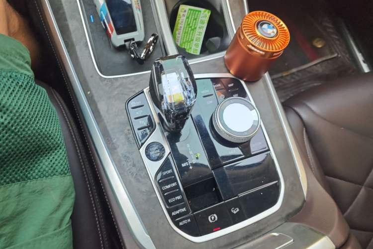 Used BMW X5 2022 xDrive 30Li Luxury M Sport Package Gear Lever