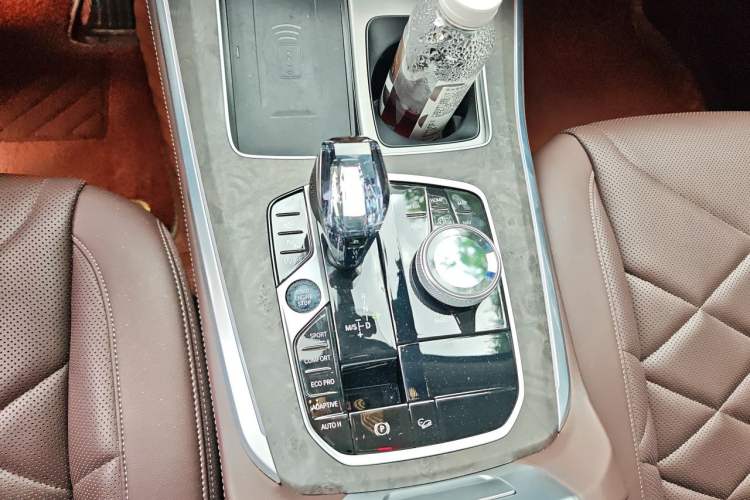 Used BMW X5 2022 Restyled xDrive 30Li Luxury Version M Sport Package Gear Lever