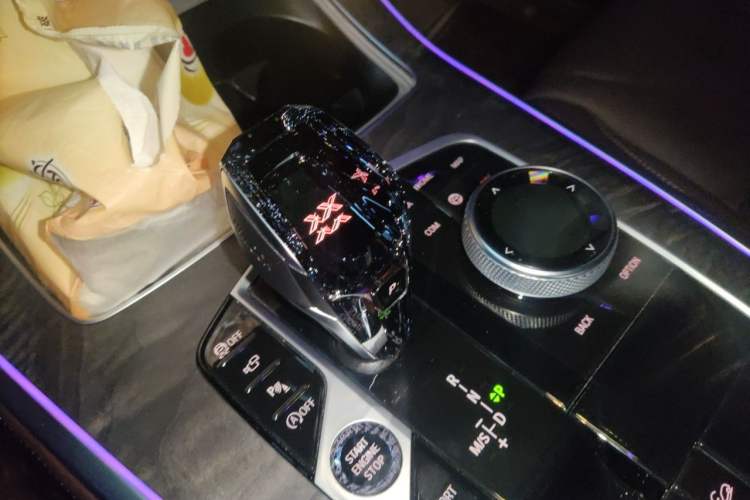Used BMW X5 2022 Restyled xDrive 30Li Luxury Version M Sport Package Gear Lever