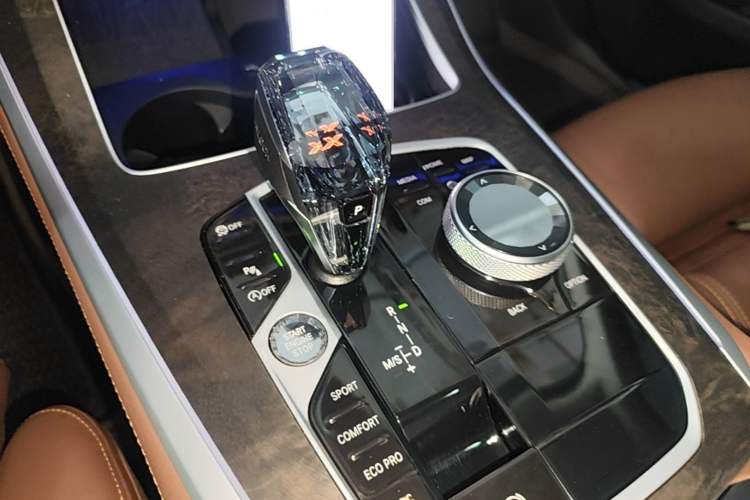 Used BMW X5 2022 xDrive30i M Sport Package Gear Lever