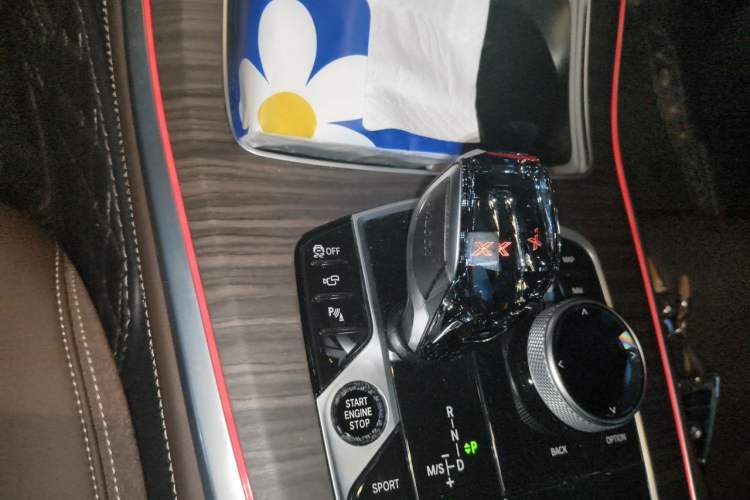 Used BMW X5 2022 Restyled xDrive 40Li M Sport Package Gear Lever