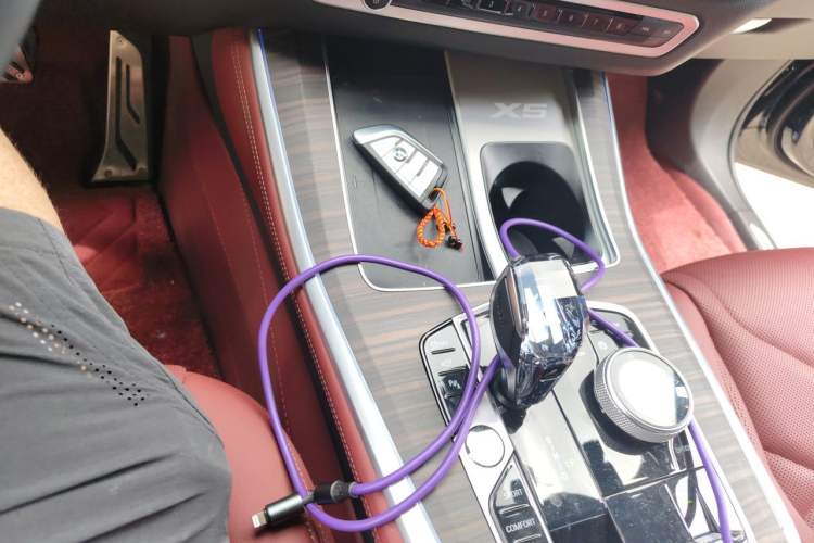 Used BMW X5 2022 xDrive 40Li Luxury Edition M Sport Package Gear Lever