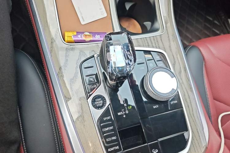 Used BMW X5 2022 Restyled xDrive 30Li Luxury Version M Sport Package Gear Lever