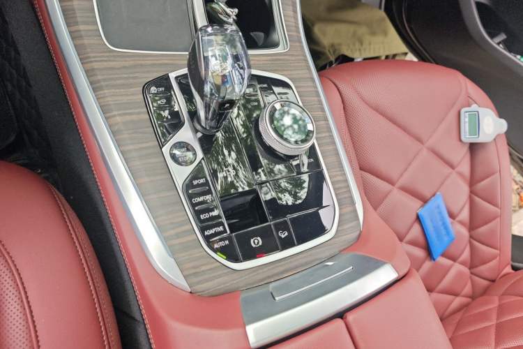 Used BMW X5 2022 xDrive 40Li M Sport Package Gear Lever